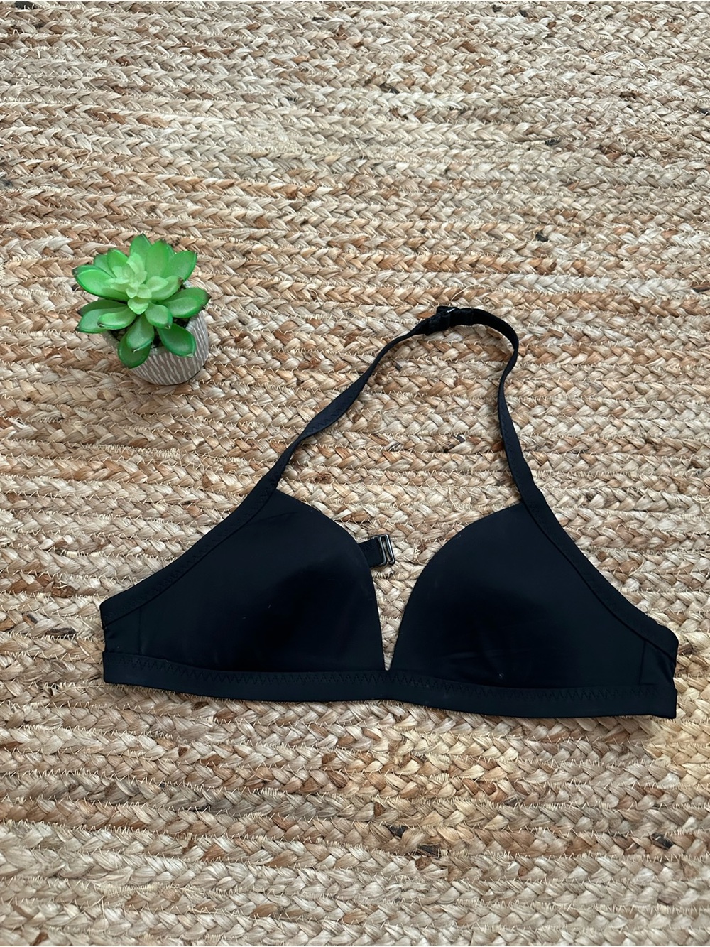 BLACK BIKINI TOP